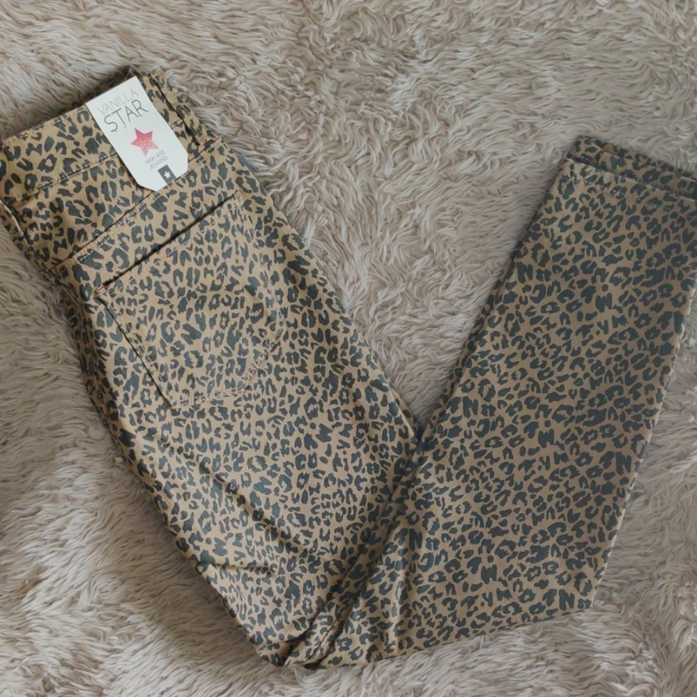 Pants - Picture 10 of 10